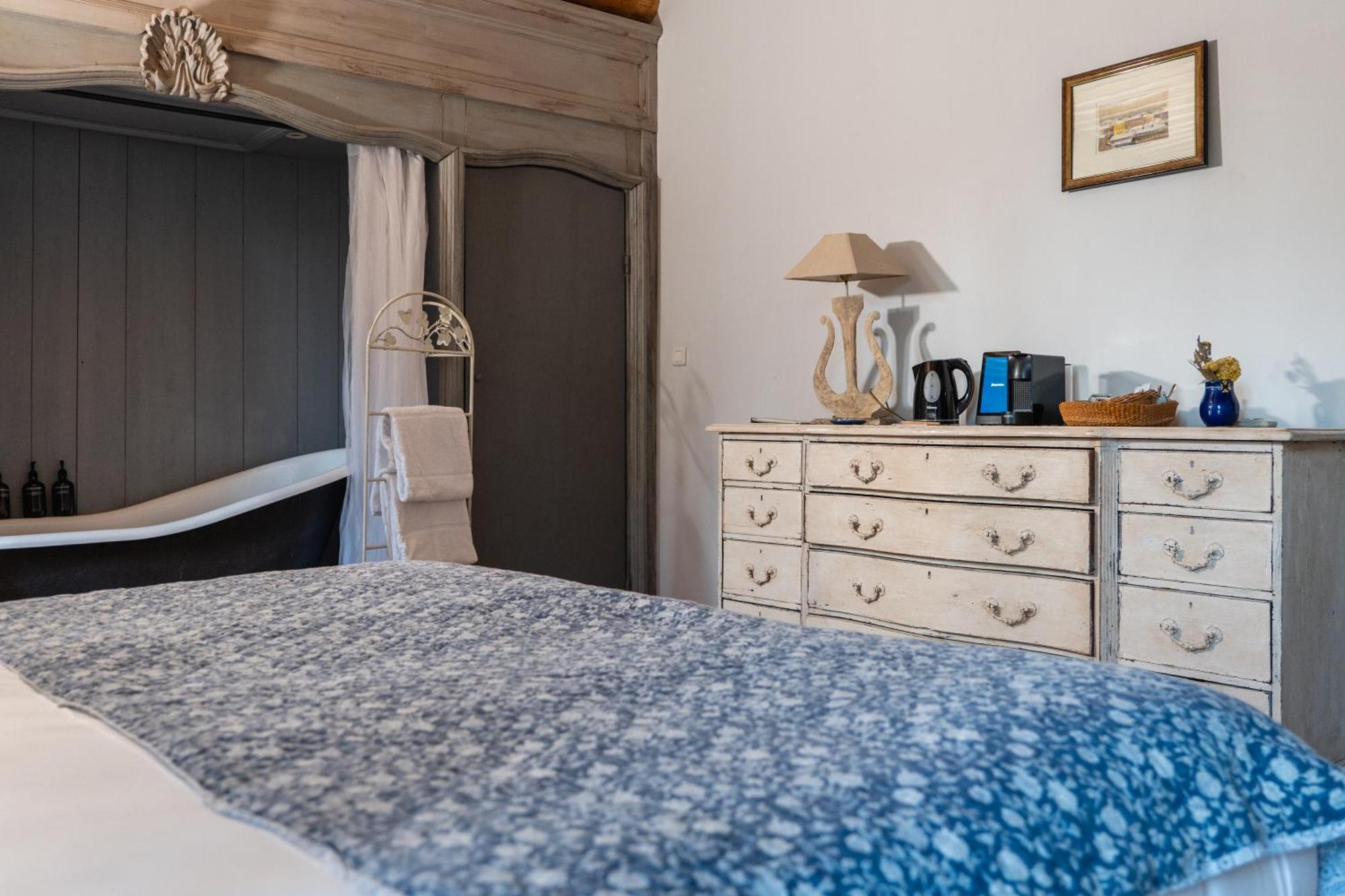 Le Galinier Lourmarin, A Beaumier Guesthouse Cameră foto