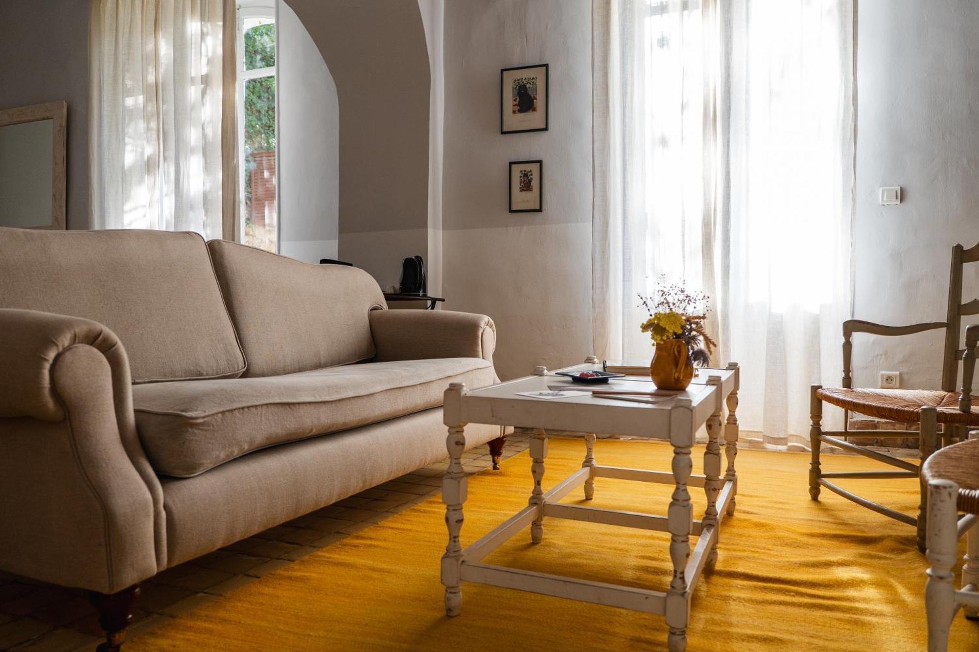 Le Galinier Lourmarin, A Beaumier Guesthouse Cameră foto